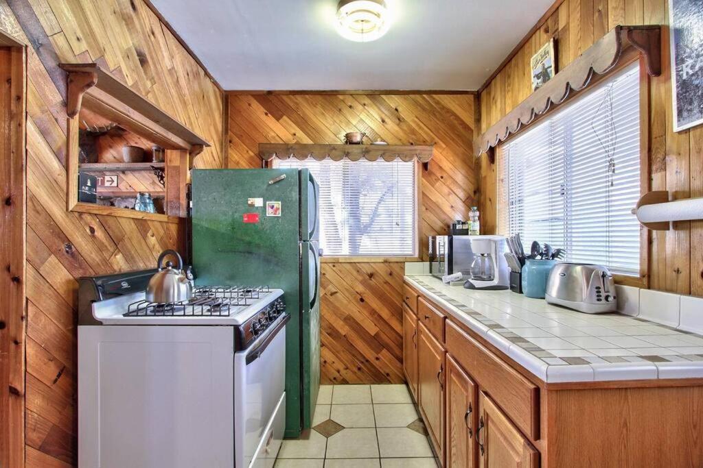 Los Osos Cozy Cabin With Private Spa And Bbq Villa Big Bear Lake Exteriör bild