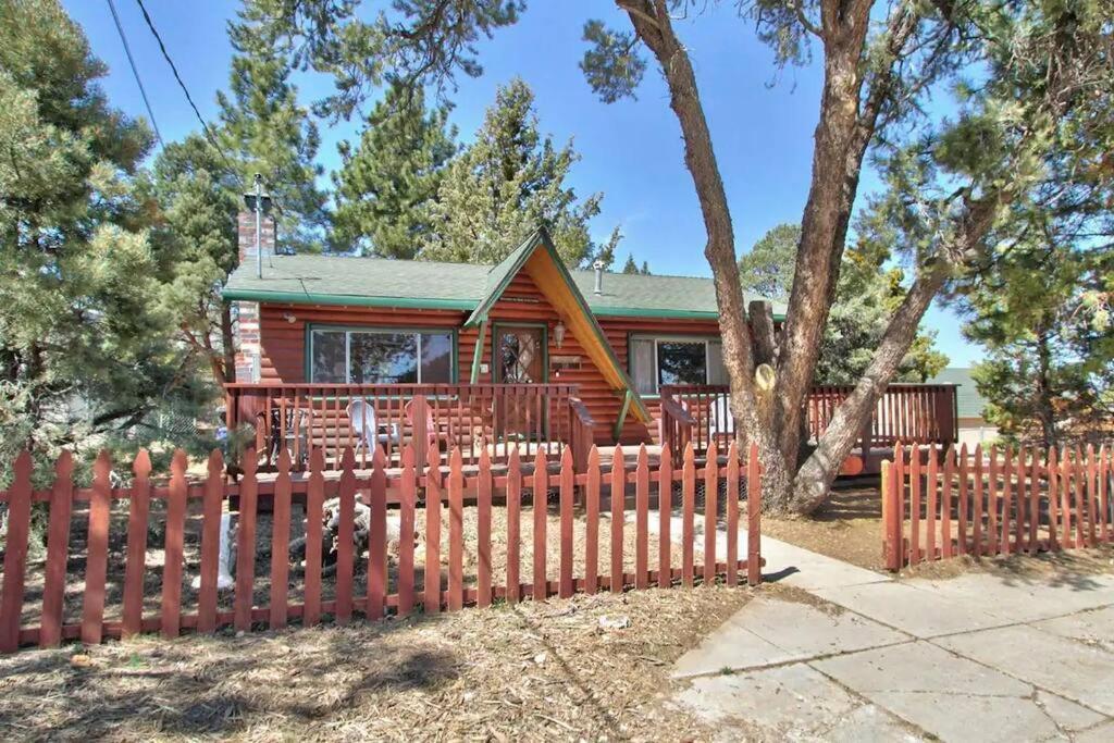 Los Osos Cozy Cabin With Private Spa And Bbq Villa Big Bear Lake Exteriör bild