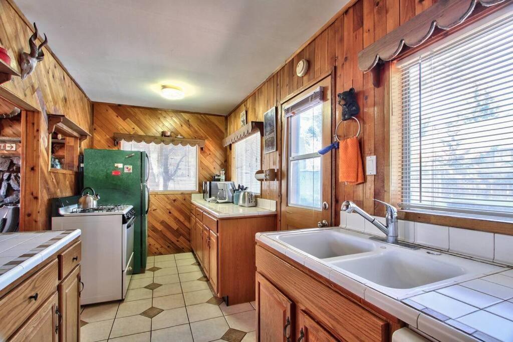 Los Osos Cozy Cabin With Private Spa And Bbq Villa Big Bear Lake Exteriör bild