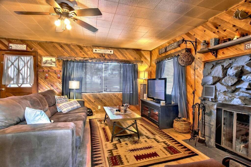 Los Osos Cozy Cabin With Private Spa And Bbq Villa Big Bear Lake Exteriör bild