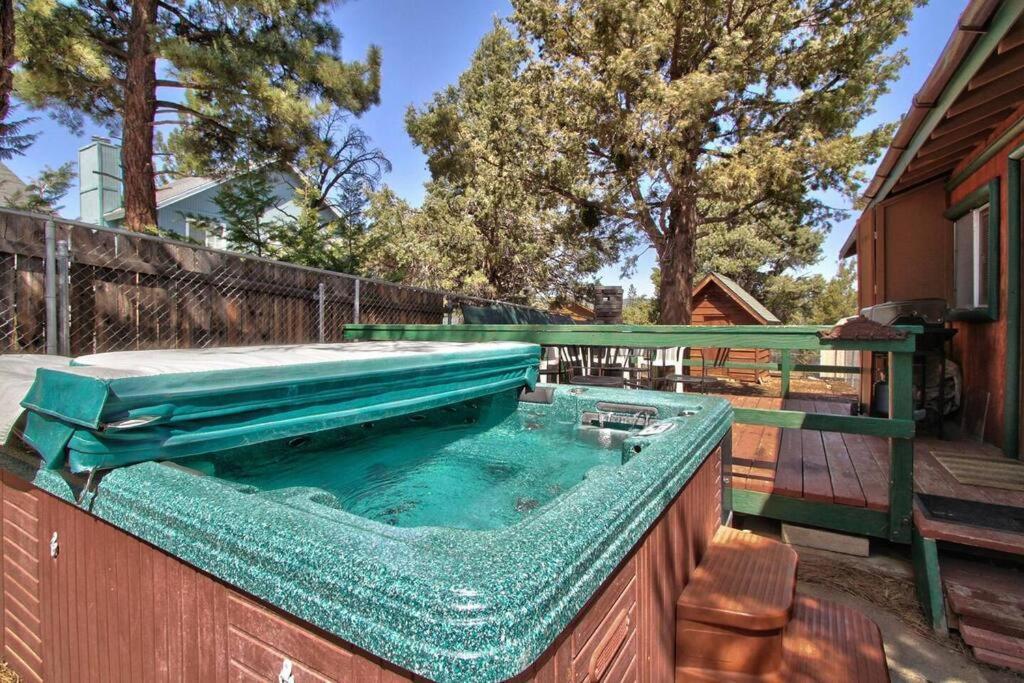 Los Osos Cozy Cabin With Private Spa And Bbq Villa Big Bear Lake Exteriör bild